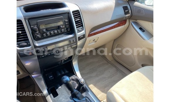 Sayi Imported Toyota Prado White Mota in Import - Dubai a Ashanti Sayi Imported Toyota Prado White Mota in Import - Dubai a Ashanti