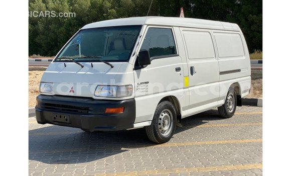 Sayi Imported Mitsubishi L300 White Mota in Import - Dubai a Ashanti Sayi Imported Mitsubishi L300 White Mota in Import - Dubai a Ashanti