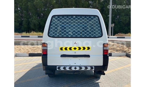 Sayi Imported Mitsubishi L300 White Mota in Import - Dubai a Ashanti Sayi Imported Mitsubishi L300 White Mota in Import - Dubai a Ashanti
