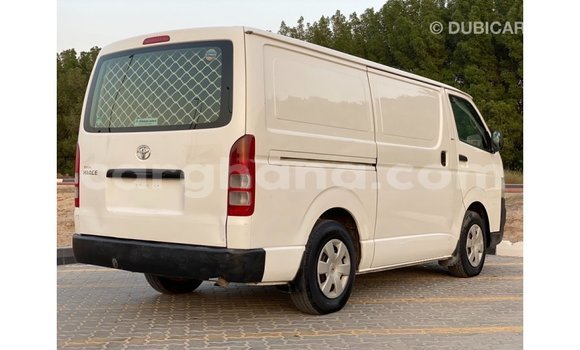 Ra Imported Toyota Hiace funfun Ọkọ̀ in Import - Dubai ni Ashanti Ra Imported Toyota Hiace funfun Ọkọ̀ in Import - Dubai ni Ashanti