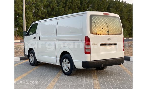 Ra Imported Toyota Hiace funfun Ọkọ̀ in Import - Dubai ni Ashanti Ra Imported Toyota Hiace funfun Ọkọ̀ in Import - Dubai ni Ashanti