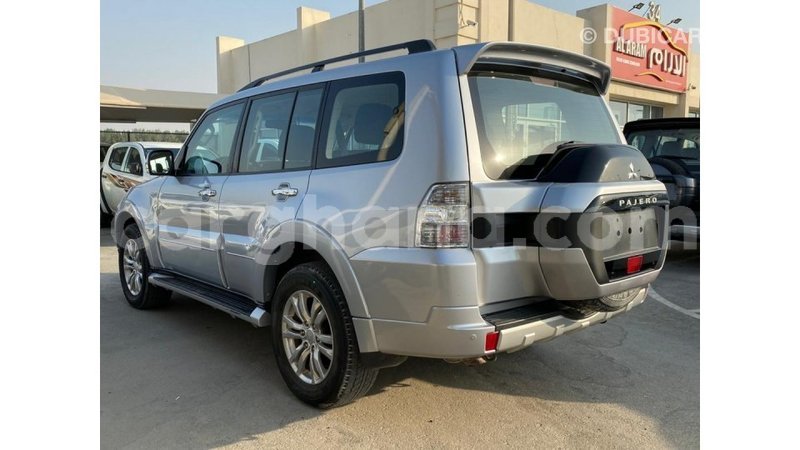 Big with watermark mitsubishi pajero ashanti import dubai 11284