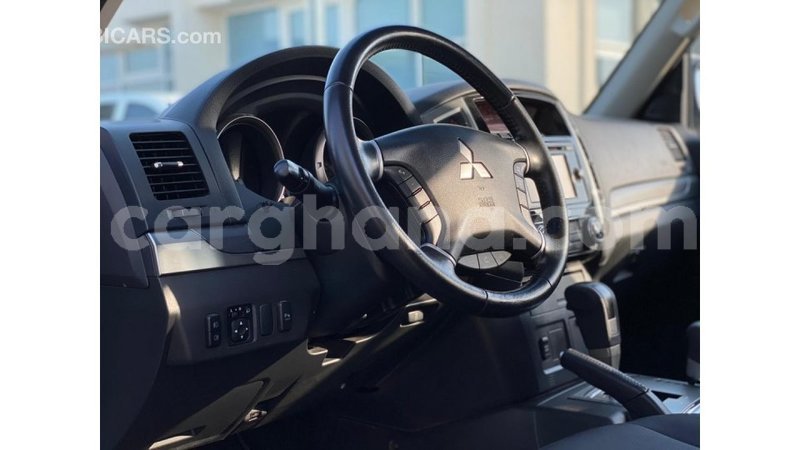 Big with watermark mitsubishi pajero ashanti import dubai 11284