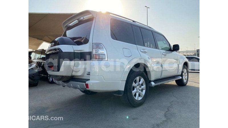 Big with watermark mitsubishi pajero ashanti import dubai 11285