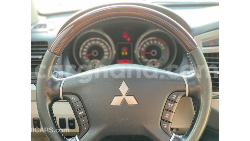 Big with watermark mitsubishi pajero ashanti import dubai 11285