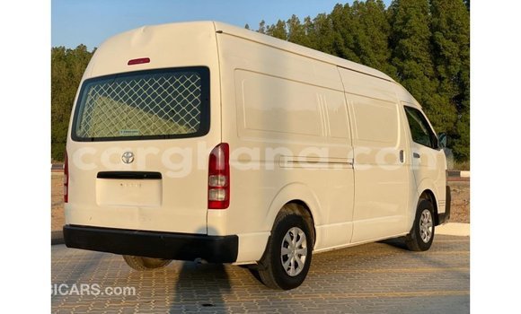 Sayi Imported Toyota Hiace White Mota in Import - Dubai a Ashanti Sayi Imported Toyota Hiace White Mota in Import - Dubai a Ashanti