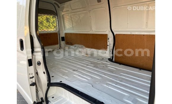 Sayi Imported Toyota Hiace White Mota in Import - Dubai a Ashanti Sayi Imported Toyota Hiace White Mota in Import - Dubai a Ashanti