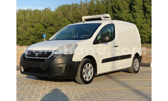 Sayi Imported Peugeot Partner White Mota in Import - Dubai a Ashanti Sayi Imported Peugeot Partner White Mota in Import - Dubai a Ashanti
