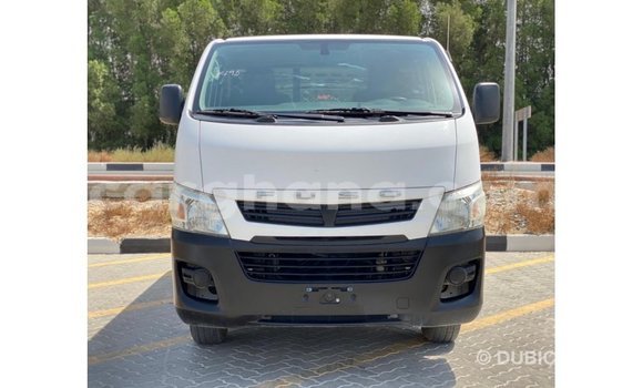 Sayi Imported Mitsubishi Fuso White Babbar mota in Import - Dubai a Ashanti Sayi Imported Mitsubishi Fuso White Babbar mota in Import - Dubai a Ashanti