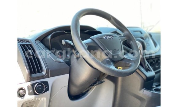 Ra Imported Ford Club Wagon funfun Ọkọ̀ in Import - Dubai ni Ashanti Ra Imported Ford Club Wagon funfun Ọkọ̀ in Import - Dubai ni Ashanti