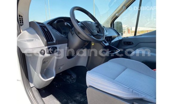 Ra Imported Ford Club Wagon funfun Ọkọ̀ in Import - Dubai ni Ashanti Ra Imported Ford Club Wagon funfun Ọkọ̀ in Import - Dubai ni Ashanti