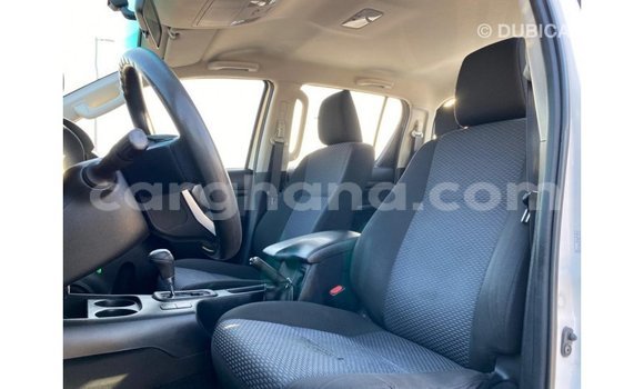 Buy Import Toyota Hilux White Car in Import - Dubai in Ashanti Buy Import Toyota Hilux White Car in Import - Dubai in Ashanti