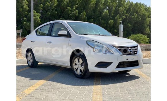 Ra Imported Nissan Sunny funfun Ọkọ̀ in Import - Dubai ni Ashanti Ra Imported Nissan Sunny funfun Ọkọ̀ in Import - Dubai ni Ashanti