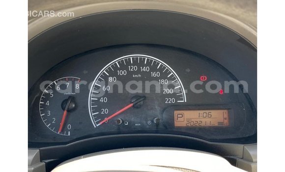 Ra Imported Nissan Sunny funfun Ọkọ̀ in Import - Dubai ni Ashanti Ra Imported Nissan Sunny funfun Ọkọ̀ in Import - Dubai ni Ashanti