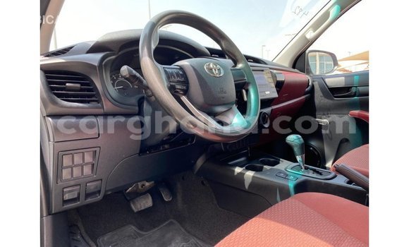 Ra Imported Toyota Hilux funfun Ọkọ̀ in Import - Dubai ni Ashanti Ra Imported Toyota Hilux funfun Ọkọ̀ in Import - Dubai ni Ashanti