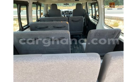Buy Import Nissan Urvan White Car in Import - Dubai in Ashanti Buy Import Nissan Urvan White Car in Import - Dubai in Ashanti