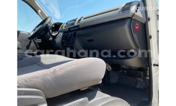 Sayi Imported Toyota Hiace White Mota in Import - Dubai a Ashanti Sayi Imported Toyota Hiace White Mota in Import - Dubai a Ashanti