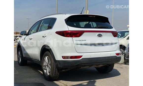 Sayi Imported Kia Sportage White Mota in Import - Dubai a Ashanti Sayi Imported Kia Sportage White Mota in Import - Dubai a Ashanti