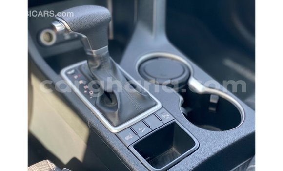 Sayi Imported Kia Sportage White Mota in Import - Dubai a Ashanti Sayi Imported Kia Sportage White Mota in Import - Dubai a Ashanti