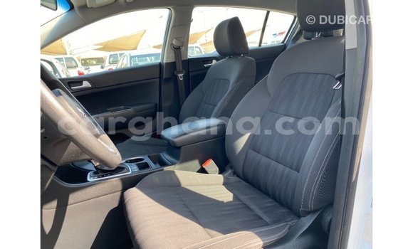 Sayi Imported Kia Sportage White Mota in Import - Dubai a Ashanti Sayi Imported Kia Sportage White Mota in Import - Dubai a Ashanti