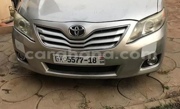 Sayi Na hannu Toyota Camry Azurfa Mota in Accra a Greater Accra Sayi Na hannu Toyota Camry Azurfa Mota in Accra a Greater Accra