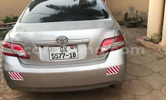 Sayi Na hannu Toyota Camry Azurfa Mota in Accra a Greater Accra Sayi Na hannu Toyota Camry Azurfa Mota in Accra a Greater Accra