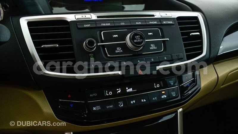 Big with watermark honda accord ashanti import dubai 11333