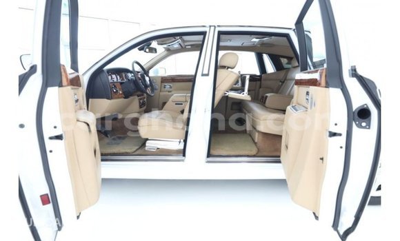 Sayi Imported Rolls-Royce Phantom White Mota in Import - Dubai a Ashanti Sayi Imported Rolls-Royce Phantom White Mota in Import - Dubai a Ashanti