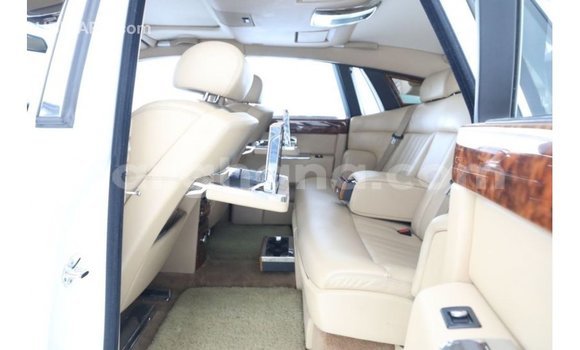 Sayi Imported Rolls-Royce Phantom White Mota in Import - Dubai a Ashanti Sayi Imported Rolls-Royce Phantom White Mota in Import - Dubai a Ashanti