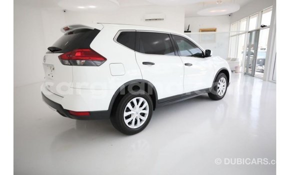 Ra Imported Nissan Rogue funfun Ọkọ̀ in Import - Dubai ni Ashanti Ra Imported Nissan Rogue funfun Ọkọ̀ in Import - Dubai ni Ashanti