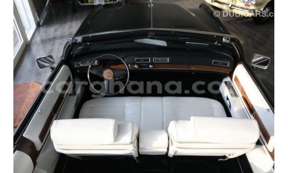 Buy Import Cadillac Escalade Green Car in Import - Dubai in Ashanti Buy Import Cadillac Escalade Green Car in Import - Dubai in Ashanti