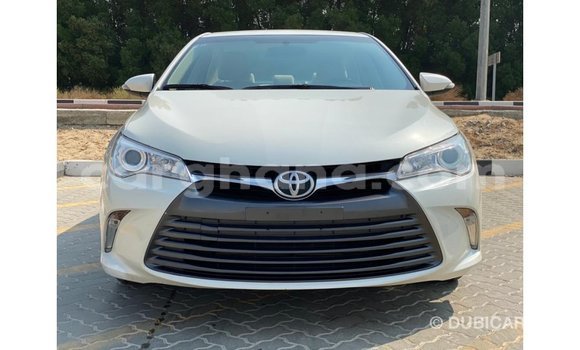 Ra Imported Toyota Camry funfun Ọkọ̀ in Import - Dubai ni Ashanti Ra Imported Toyota Camry funfun Ọkọ̀ in Import - Dubai ni Ashanti