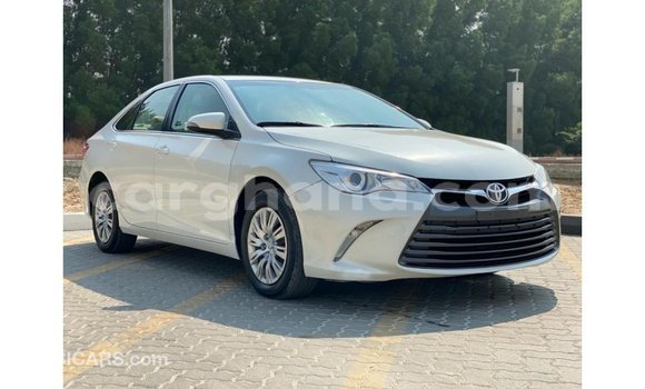 Ra Imported Toyota Camry funfun Ọkọ̀ in Import - Dubai ni Ashanti Ra Imported Toyota Camry funfun Ọkọ̀ in Import - Dubai ni Ashanti