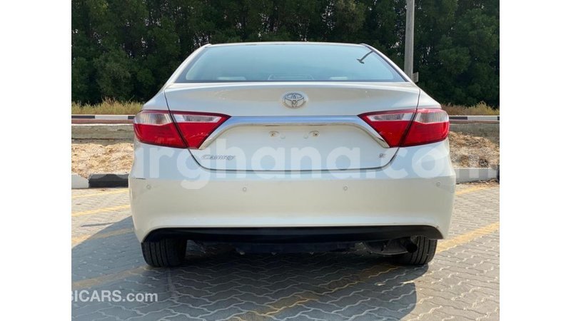 Big with watermark toyota camry ashanti import dubai 11356