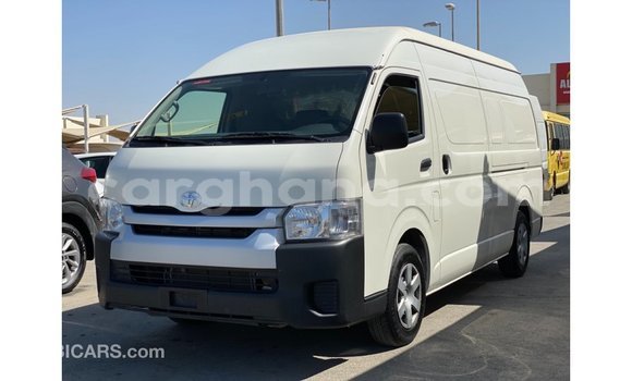 Buy Import Toyota Hiace White Car in Import - Dubai in Ashanti Buy Import Toyota Hiace White Car in Import - Dubai in Ashanti