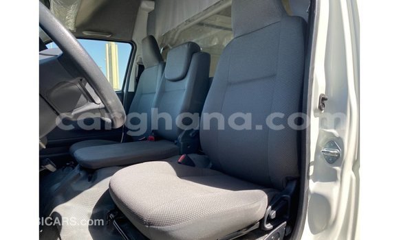 Buy Import Toyota Hiace White Car in Import - Dubai in Ashanti Buy Import Toyota Hiace White Car in Import - Dubai in Ashanti