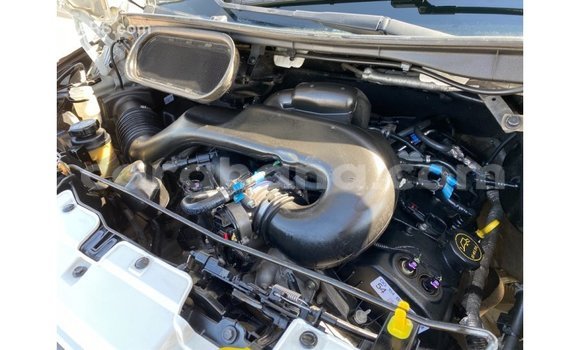 Ra Imported Ford Club Wagon funfun Ọkọ̀ in Import - Dubai ni Ashanti Ra Imported Ford Club Wagon funfun Ọkọ̀ in Import - Dubai ni Ashanti