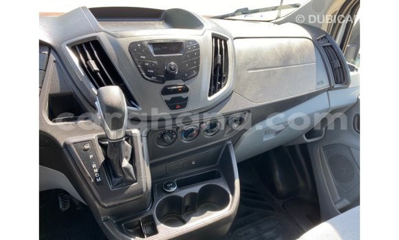 Ra Imported Ford Club Wagon funfun Ọkọ̀ in Import - Dubai ni Ashanti Ra Imported Ford Club Wagon funfun Ọkọ̀ in Import - Dubai ni Ashanti