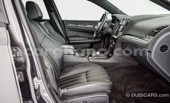 Ra Imported Chrysler 300 Miiran Ọkọ̀ in Import - Dubai ni Ashanti Ra Imported Chrysler 300 Miiran Ọkọ̀ in Import - Dubai ni Ashanti