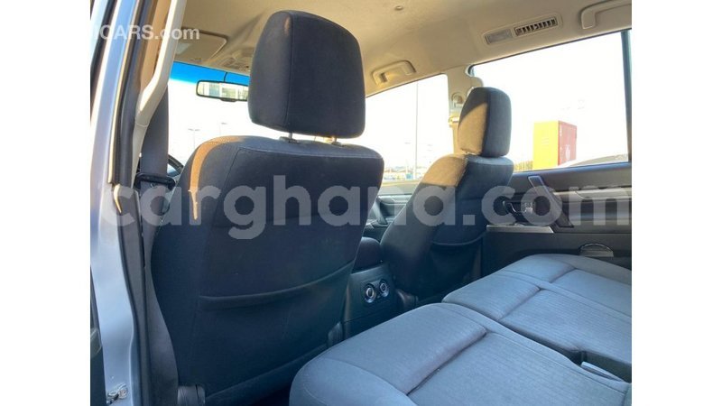 Big with watermark mitsubishi pajero ashanti import dubai 11372