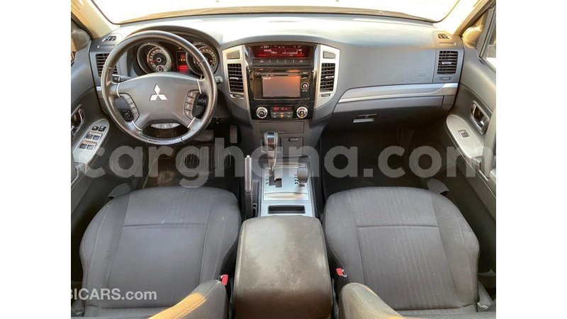 Big with watermark mitsubishi pajero ashanti import dubai 11372