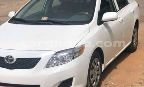 Ra Àlòkù Toyota Corolla funfun Ọkọ̀ in Tema ni Greater Accra Ra Àlòkù Toyota Corolla funfun Ọkọ̀ in Tema ni Greater Accra
