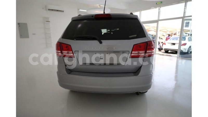 Big with watermark dodge journey ashanti import dubai 11392