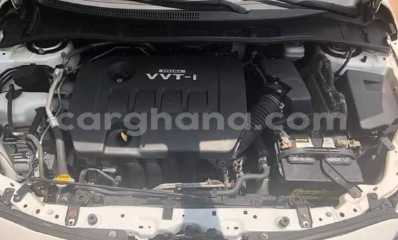 Ra Àlòkù Toyota Corolla funfun Ọkọ̀ in Tema ni Greater Accra Ra Àlòkù Toyota Corolla funfun Ọkọ̀ in Tema ni Greater Accra