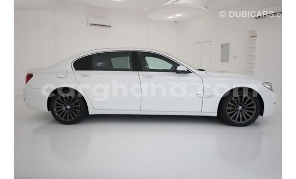 Ra Imported BMW HP funfun Mọto in Import - Dubai ni Ashanti Ra Imported BMW HP funfun Mọto in Import - Dubai ni Ashanti
