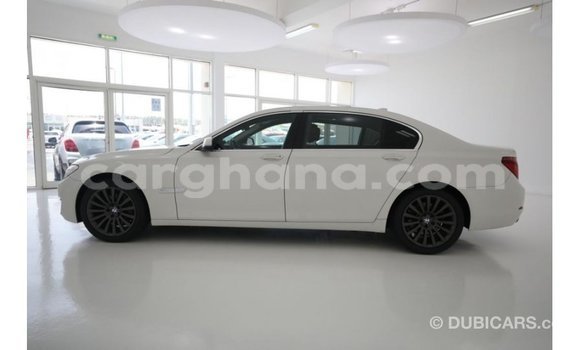 Ra Imported BMW HP funfun Mọto in Import - Dubai ni Ashanti Ra Imported BMW HP funfun Mọto in Import - Dubai ni Ashanti