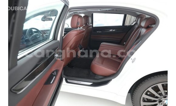 Ra Imported BMW HP funfun Mọto in Import - Dubai ni Ashanti Ra Imported BMW HP funfun Mọto in Import - Dubai ni Ashanti