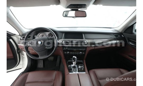 Ra Imported BMW HP funfun Mọto in Import - Dubai ni Ashanti Ra Imported BMW HP funfun Mọto in Import - Dubai ni Ashanti