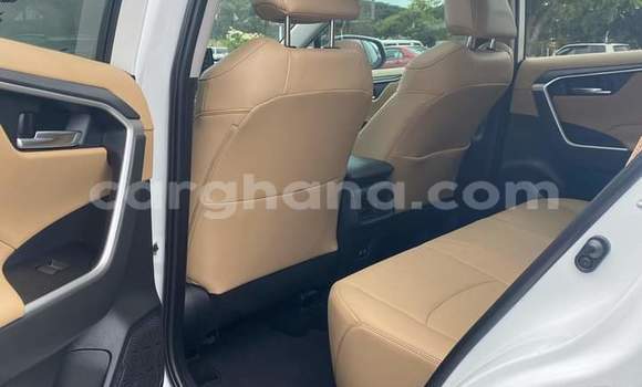 Buy Used Toyota RAV4 Brown Car in Sekondi–Takoradi Metropolitan in Western Buy Used Toyota RAV4 Brown Car in Sekondi–Takoradi Metropolitan in Western