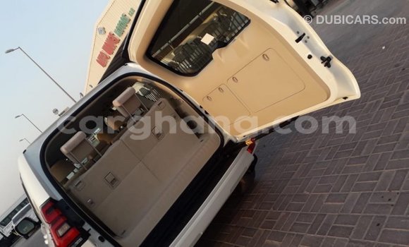 Buy Import Toyota Prado White Car in Import - Dubai in Ashanti Buy Import Toyota Prado White Car in Import - Dubai in Ashanti